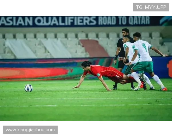 南京排球队包夹战术解析与其在比赛中的应用探讨